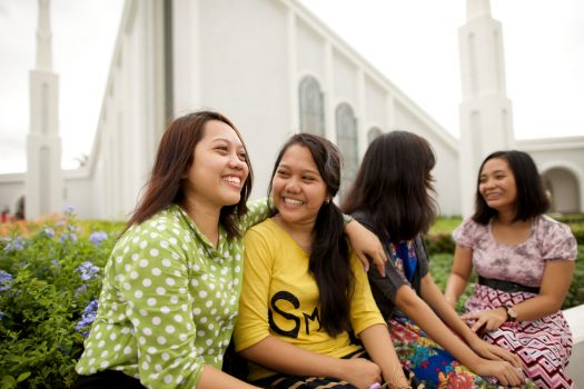 Photo of young women in front of the Manila, Philippines Temple courtesy of lds.org
